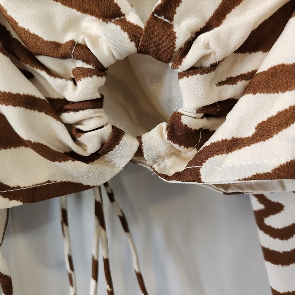 HYFVE Zebra Animal Print Crop Top Cropped Long Sleeve Blouse Party Sexy Boho - Picture 5 of 6